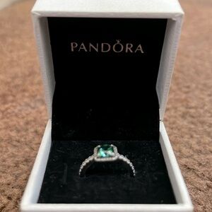 Green square sparkle Halo Ring